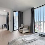Apartmán Pár Pokojů Microhotel - štefánikova 3*