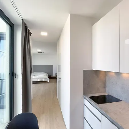 Par Pokoju Microhotel - Stefanikova Appartement 3*