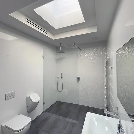 Par Pokoju Microhotel - Stefanikova Appartement 3*