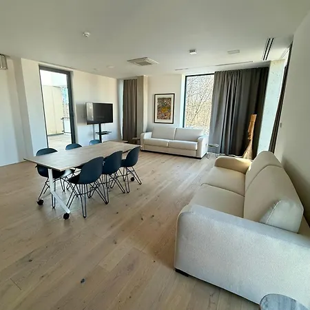 Par Pokoju Microhotel - Stefanikova 3* 兹林