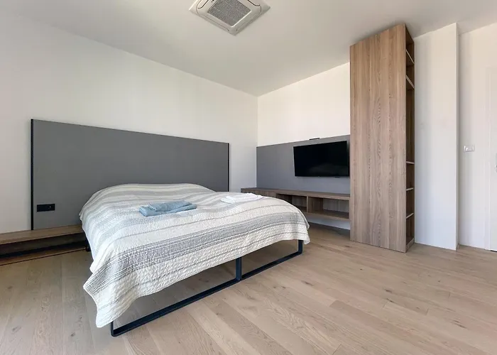 Par Pokoju Microhotel - Stefanikova 3* 兹林