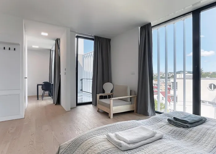 公寓 Par Pokoju Microhotel - Stefanikova 3*
