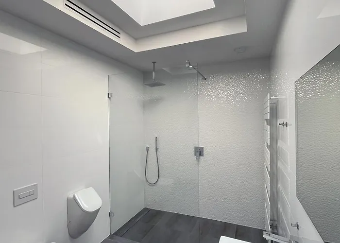 Par Pokoju Microhotel - Stefanikova Appartement 4*